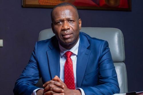 SANA NAGUI.jpg (18 KB)