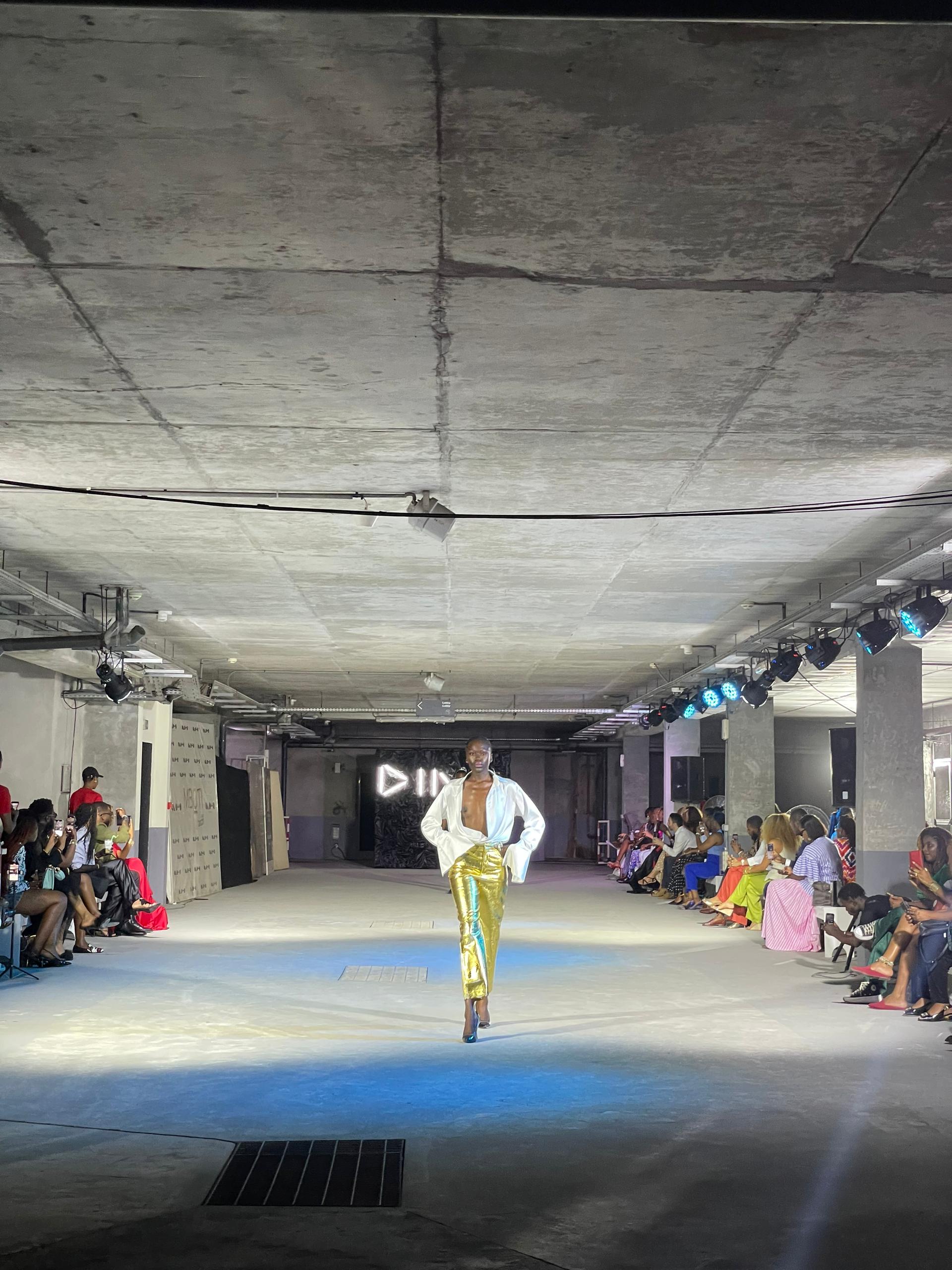 IMG_5968.JPG (536 KB)