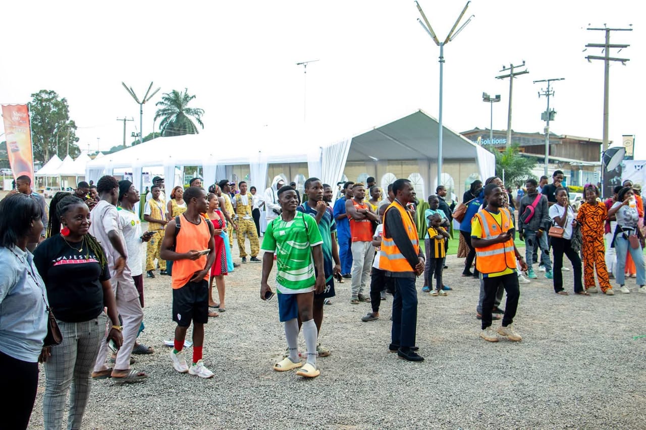 646042355_1335445478616999_3491225865979087030_n.jpg (202 KB)