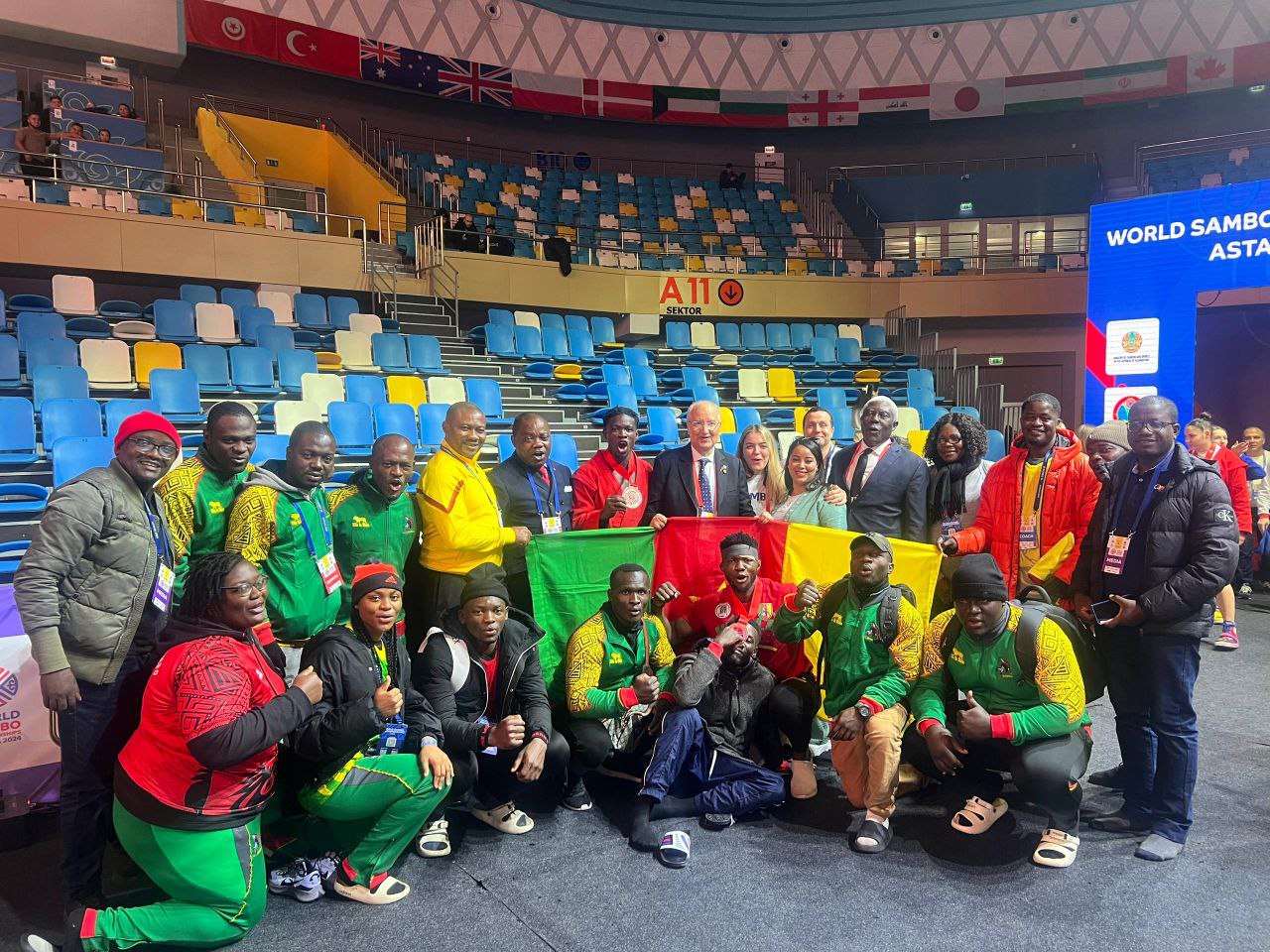 Sambo 2.jpg (331 KB)